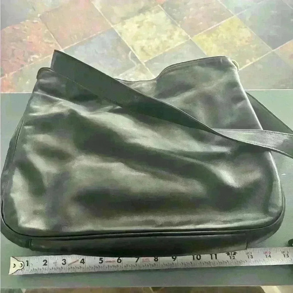 Vintage Gucci Black Leather 2 Way Sarah Flip Top Hobo,original strap-no peeling - Picture 13 of 17